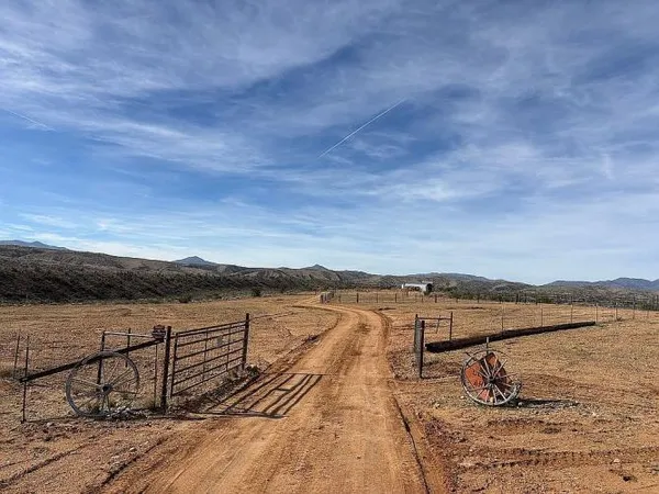 $350,000 | 11536 East Greasewood Trail, Kingman, AZ 86401