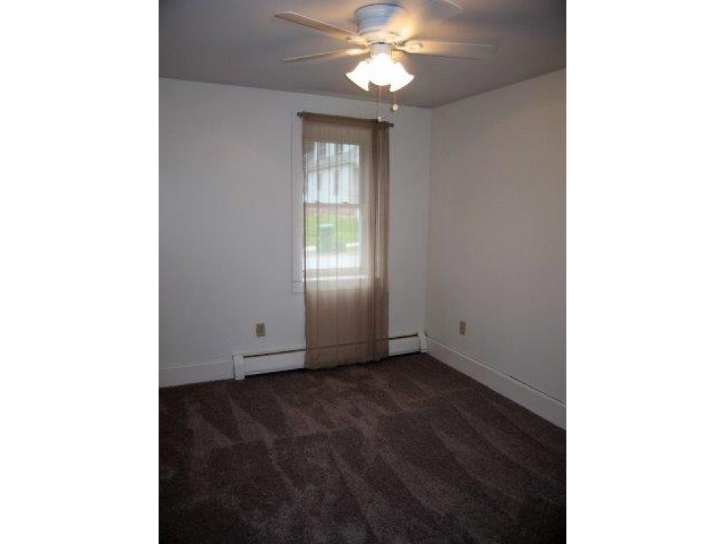35 Chestnut Street Keene, NH 03431 - Photo 19 of 23 Gallery Image 19
