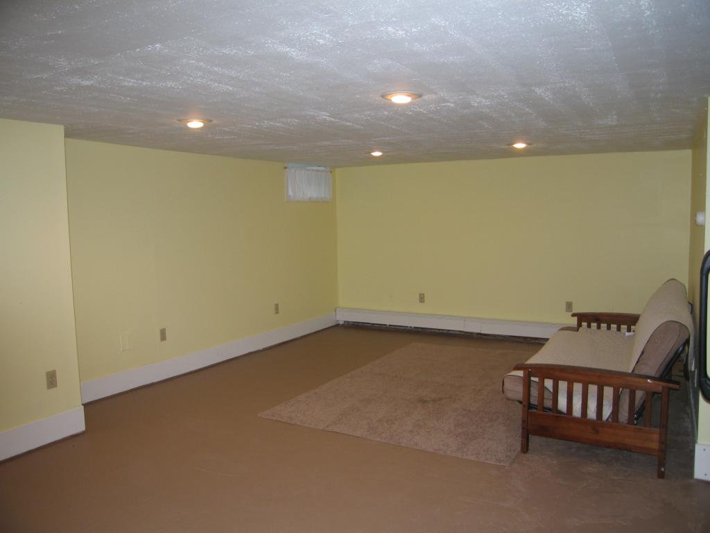 35 Chestnut Street Keene, NH 03431 - Photo 21 of 23 Gallery Image 21