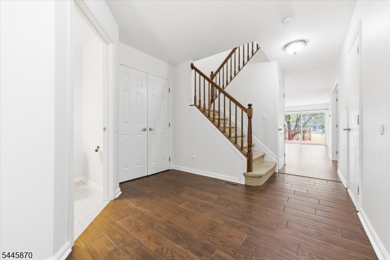 73 Castleton Road Princeton, NJ 08540 - Photo 2 of 29