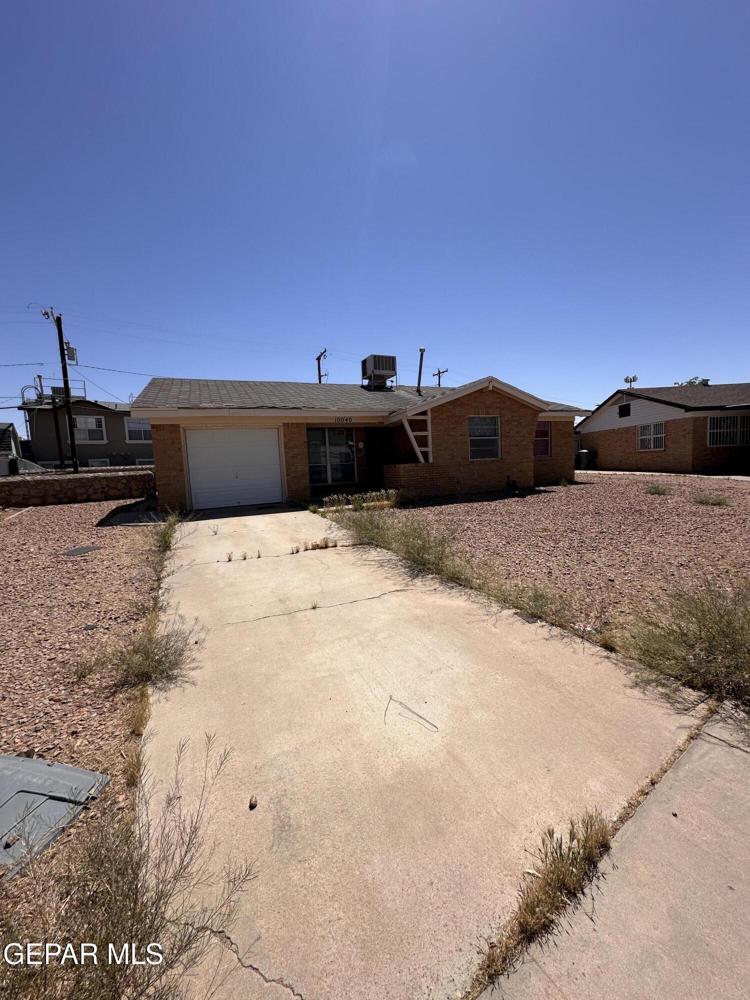 10040 Quebec Street El Paso, TX 79924 - Photo 4 of 6 B707B73B-00C2-4AA9-9A2F-D5089B096932