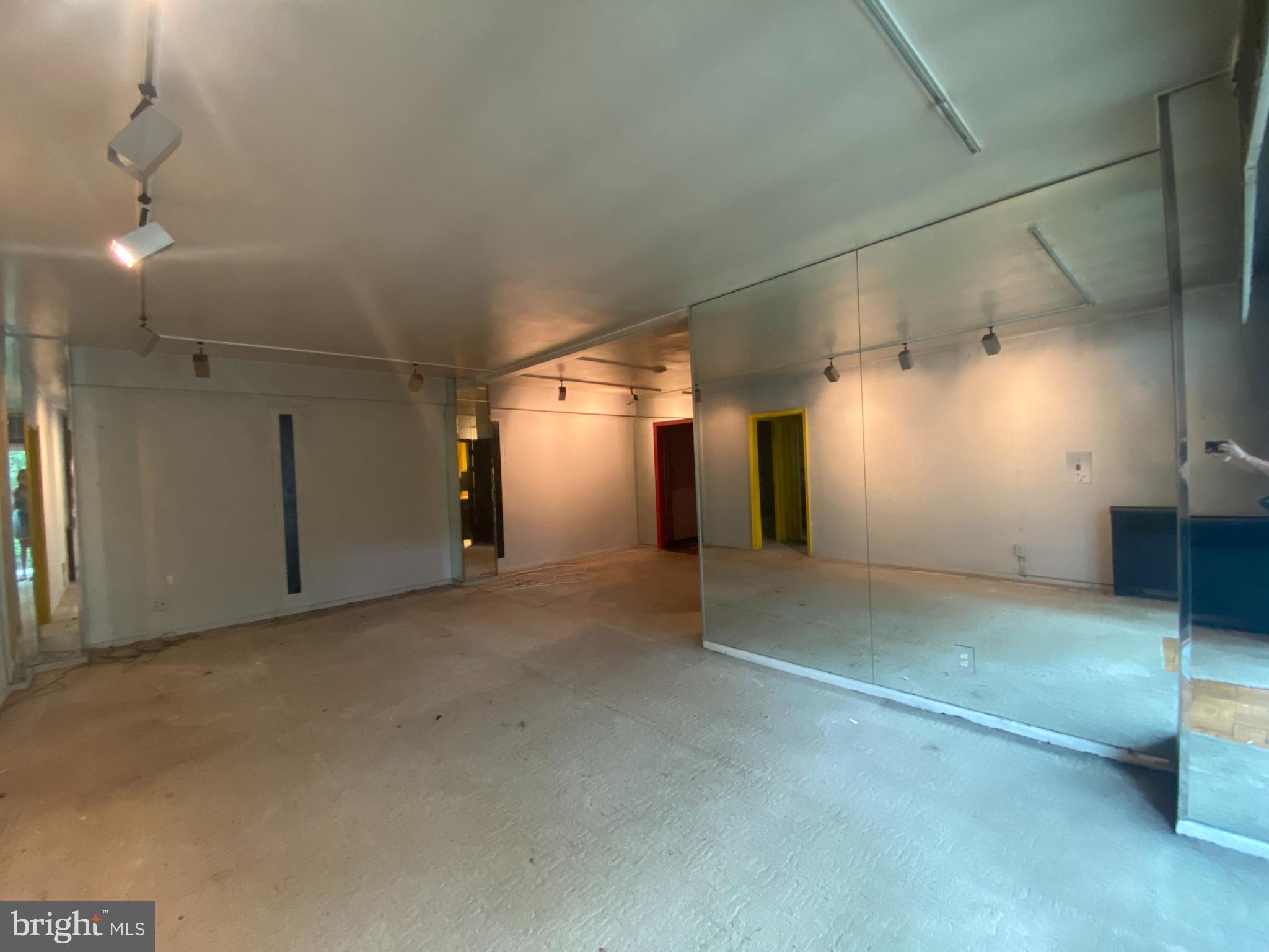 2500 Q Street Northwest, Unit 106 Washington, DC 20007 - Photo 2 of 12 Living Dining combo