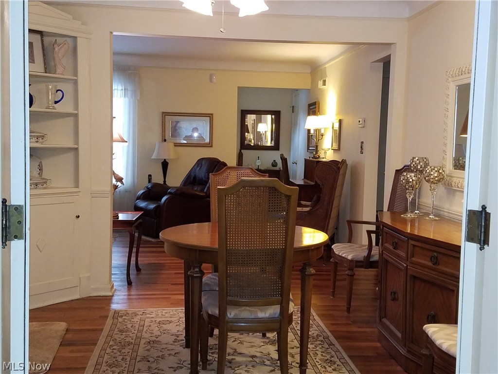 4361 Wooster Road Cleveland, OH 44126 - Photo 26 of 33 Dining Room