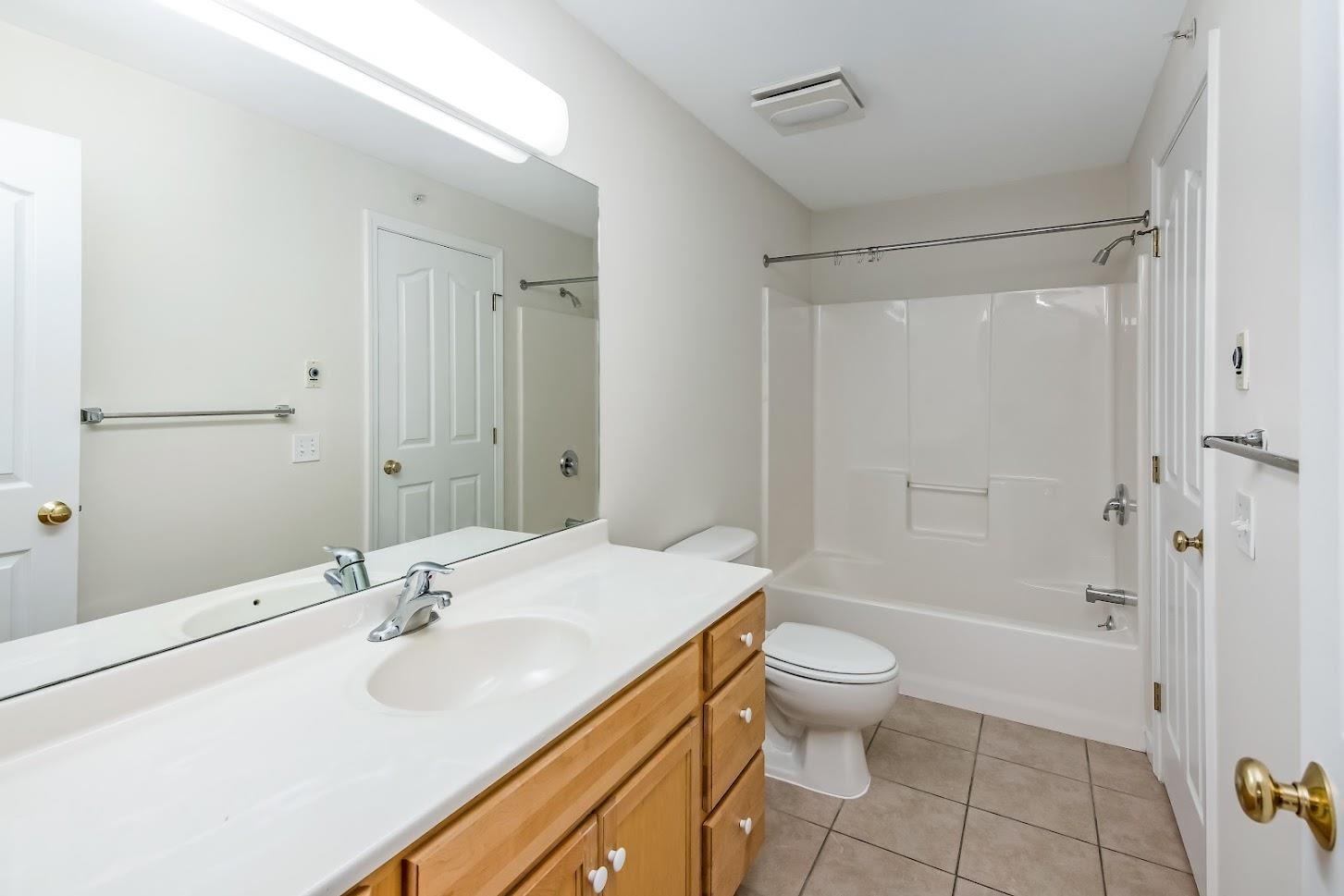67 Claire Point Road, Unit 67 Burlington, VT 05408 - Photo 15 of 25 Gallery Image 15
