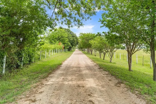 $1,899,900 | 541 Lcr 131, Mount Calm, TX 76673
