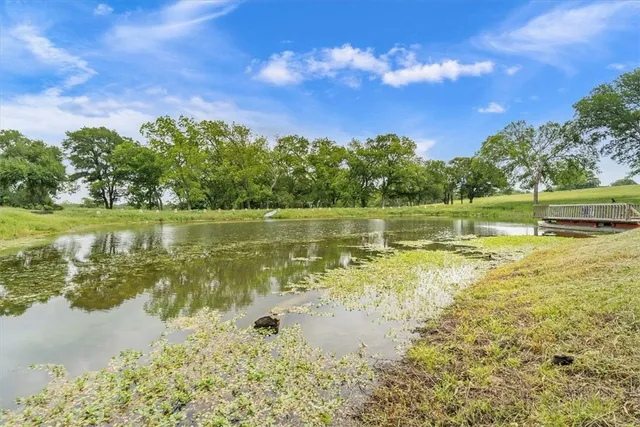 $1,899,900 | 541 Lcr 131, Mount Calm, TX 76673