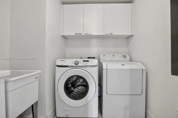 $10,000 | 3301 Northeast 183rd Street, Unit 906, Aventura, FL 33160