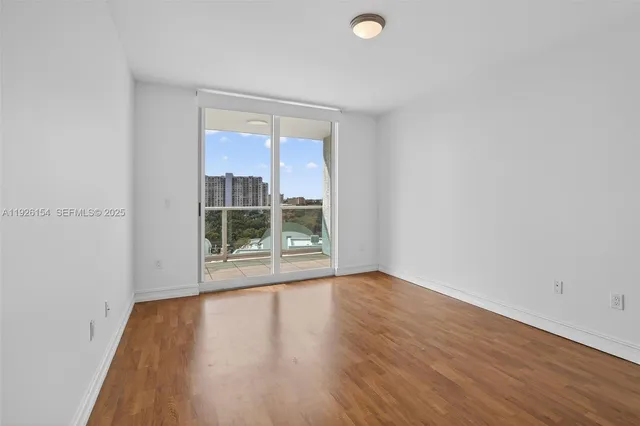 $11,500 | 3301 Northeast 183rd Street, Unit 906, Aventura, FL 33160