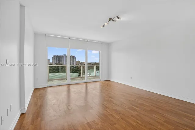 $11,500 | 3301 Northeast 183rd Street, Unit 906, Aventura, FL 33160