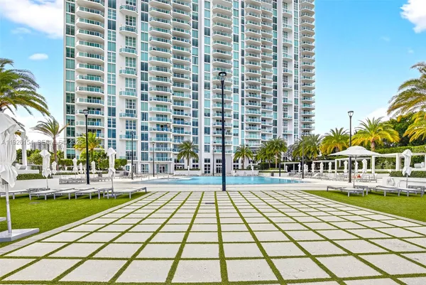 $10,000 | 3301 Northeast 183rd Street, Unit 906, Aventura, FL 33160