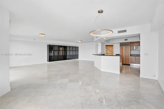 $11,500 | 3301 Northeast 183rd Street, Unit 906, Aventura, FL 33160