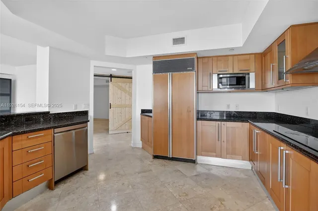 $11,500 | 3301 Northeast 183rd Street, Unit 906, Aventura, FL 33160