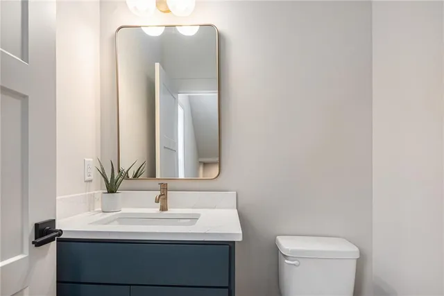 $649,900 | 55 East 36th Street, Kansas City, MO 64111