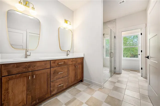 $649,900 | 55 East 36th Street, Kansas City, MO 64111