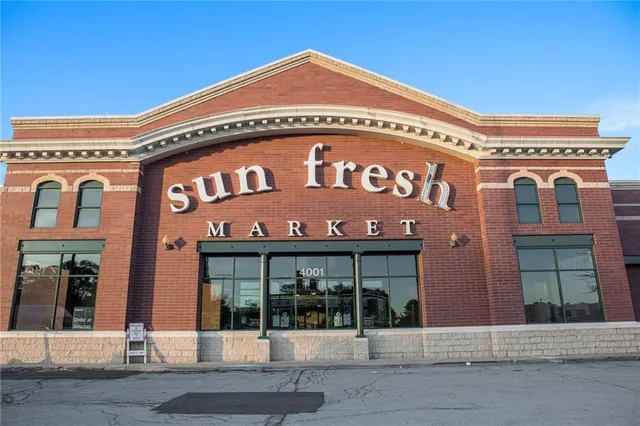 $649,900 | 55 East 36th Street, Kansas City, MO 64111