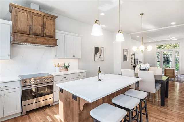 $649,900 | 55 East 36th Street, Kansas City, MO 64111