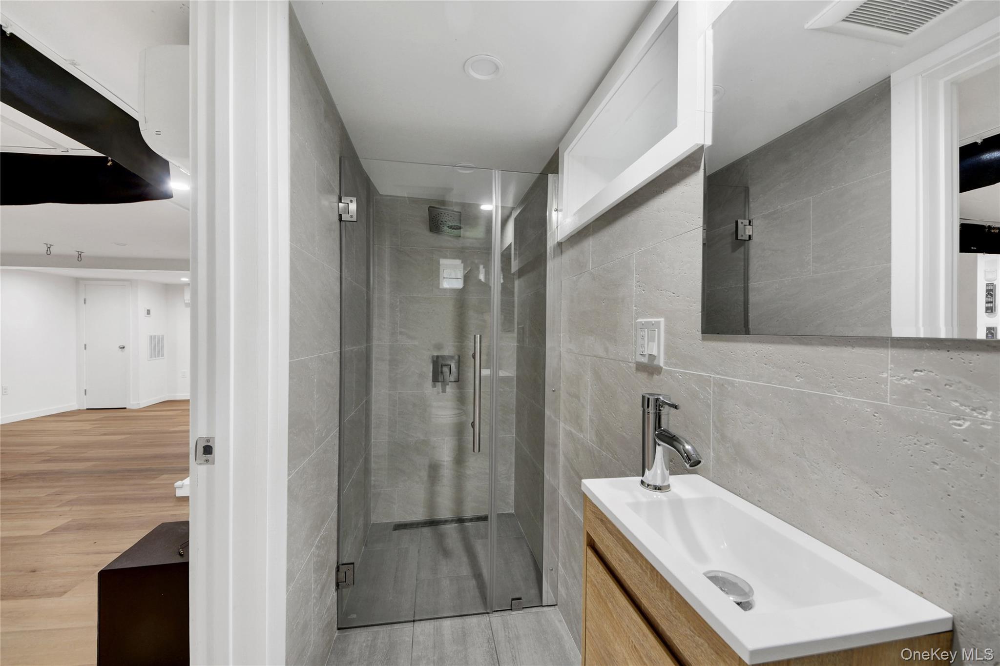 10 Cherry Avenue New Rochelle, NY 10801 - Photo 25 of 43
