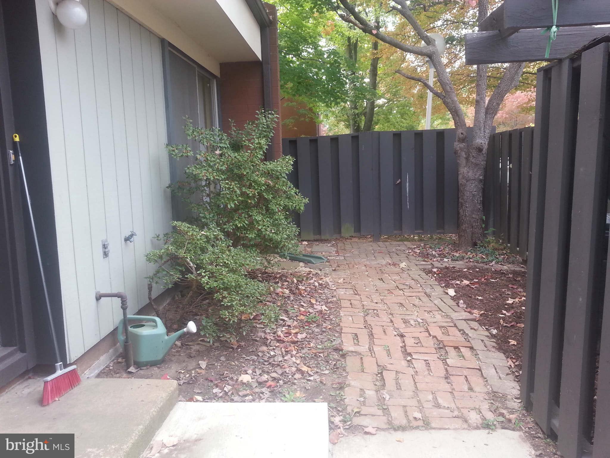 1357 Northgate Square Reston, VA 20190 - Photo 3 of 26 Exterior (Front)