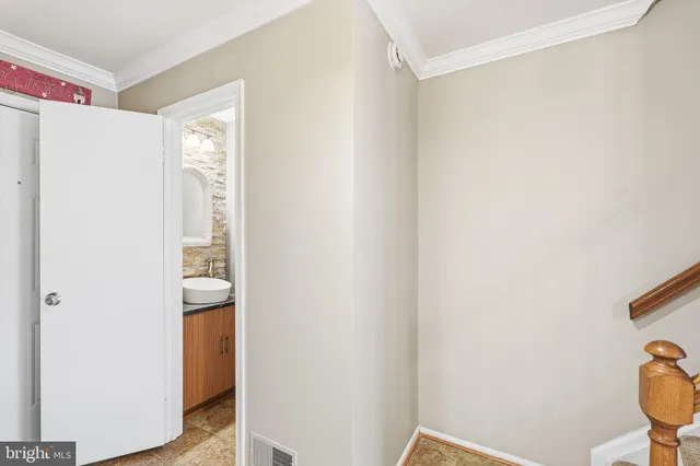 $2,800 | 41 Jones Falls Terrace, Baltimore, MD 21209