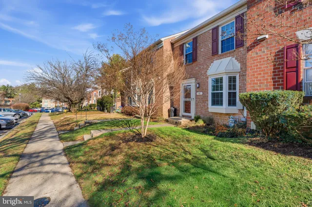 $2,800 | 41 Jones Falls Terrace, Baltimore, MD 21209