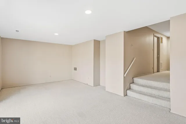 $2,800 | 41 Jones Falls Terrace, Baltimore, MD 21209