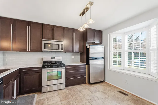 $2,800 | 41 Jones Falls Terrace, Baltimore, MD 21209