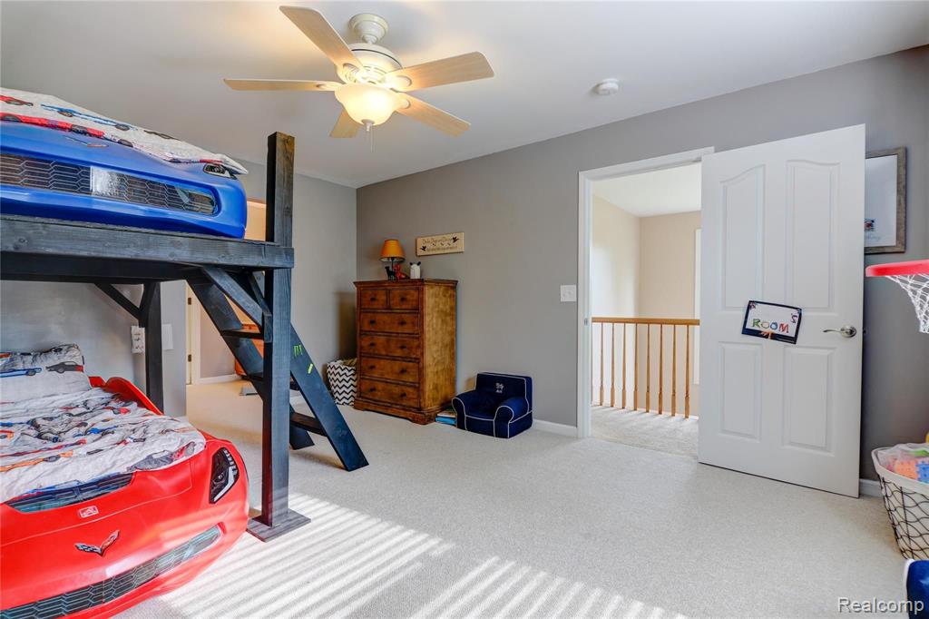 2525 Norton Lawn Rochester Hills, MI 48307 - Photo 13 of 29