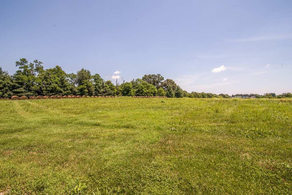 4845 Starks Road Cross Plains, TN 37049 - Photo 28 of 30 a view of an ocean and beach