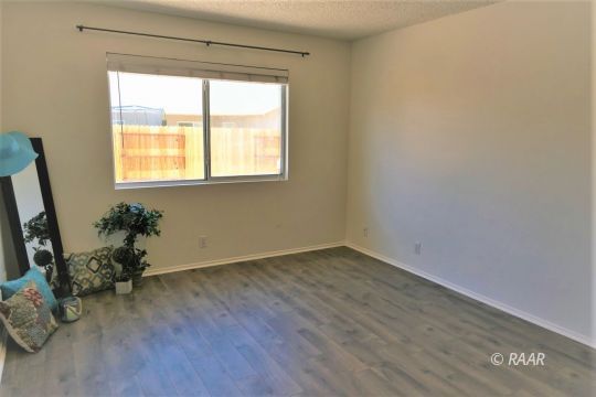 400 Christopher Court Ridgecrest, CA 93555 - Photo 16 of 29