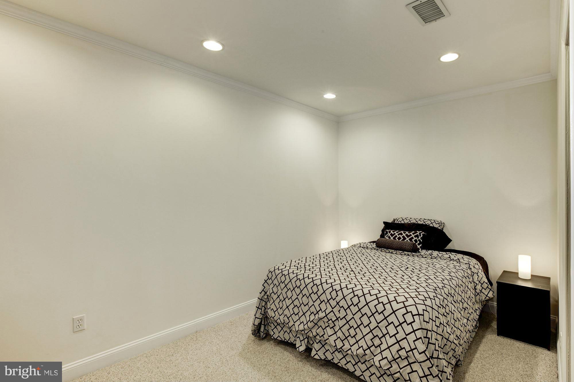 9779 Maple Trace Circle Fairfax, VA 22032 - Photo 27 of 30 Bedroom