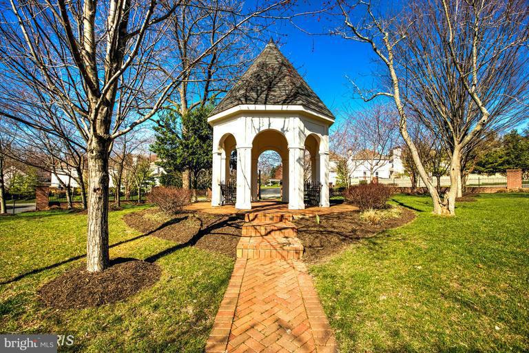 9779 Maple Trace Circle Fairfax, VA 22032 - Photo 30 of 30 View