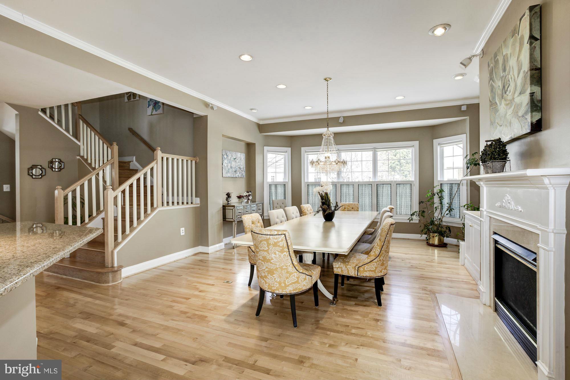 9779 Maple Trace Circle Fairfax, VA 22032 - Photo 7 of 30 Dining Room