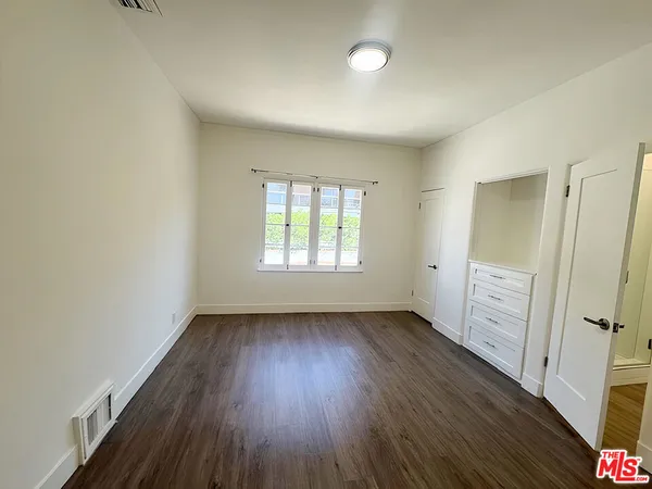 $6,495 | 126 South Hamilton Drive, Unit 1/2, Beverly Hills, CA 90211