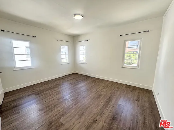 $6,495 | 126 South Hamilton Drive, Unit 1/2, Beverly Hills, CA 90211
