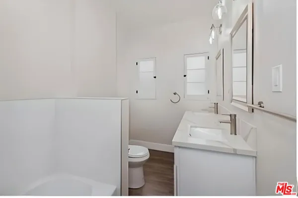 $6,495 | 126 South Hamilton Drive, Unit 1/2, Beverly Hills, CA 90211