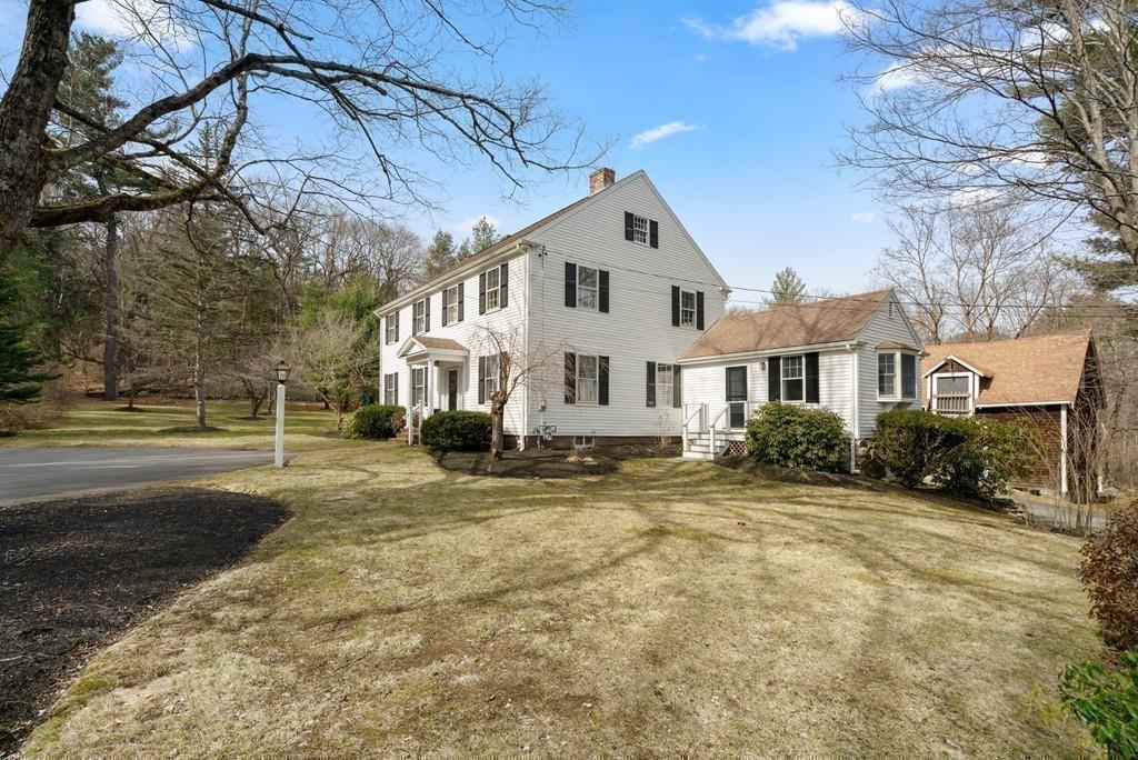 25 Old Road Weston, MA 02493 - Photo 1 of 27