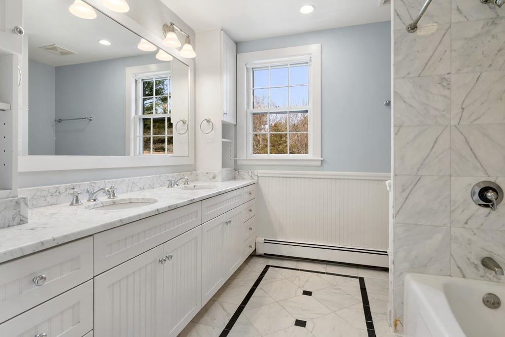 25 Old Road Weston, MA 02493 - Photo 12 of 27