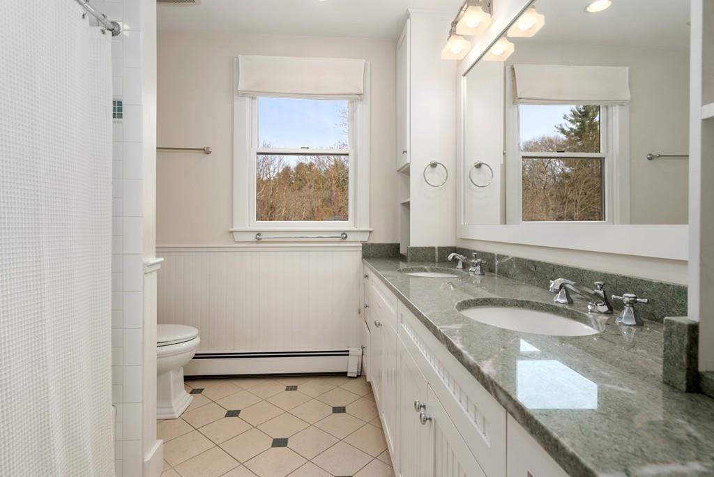 25 Old Road Weston, MA 02493 - Photo 16 of 27