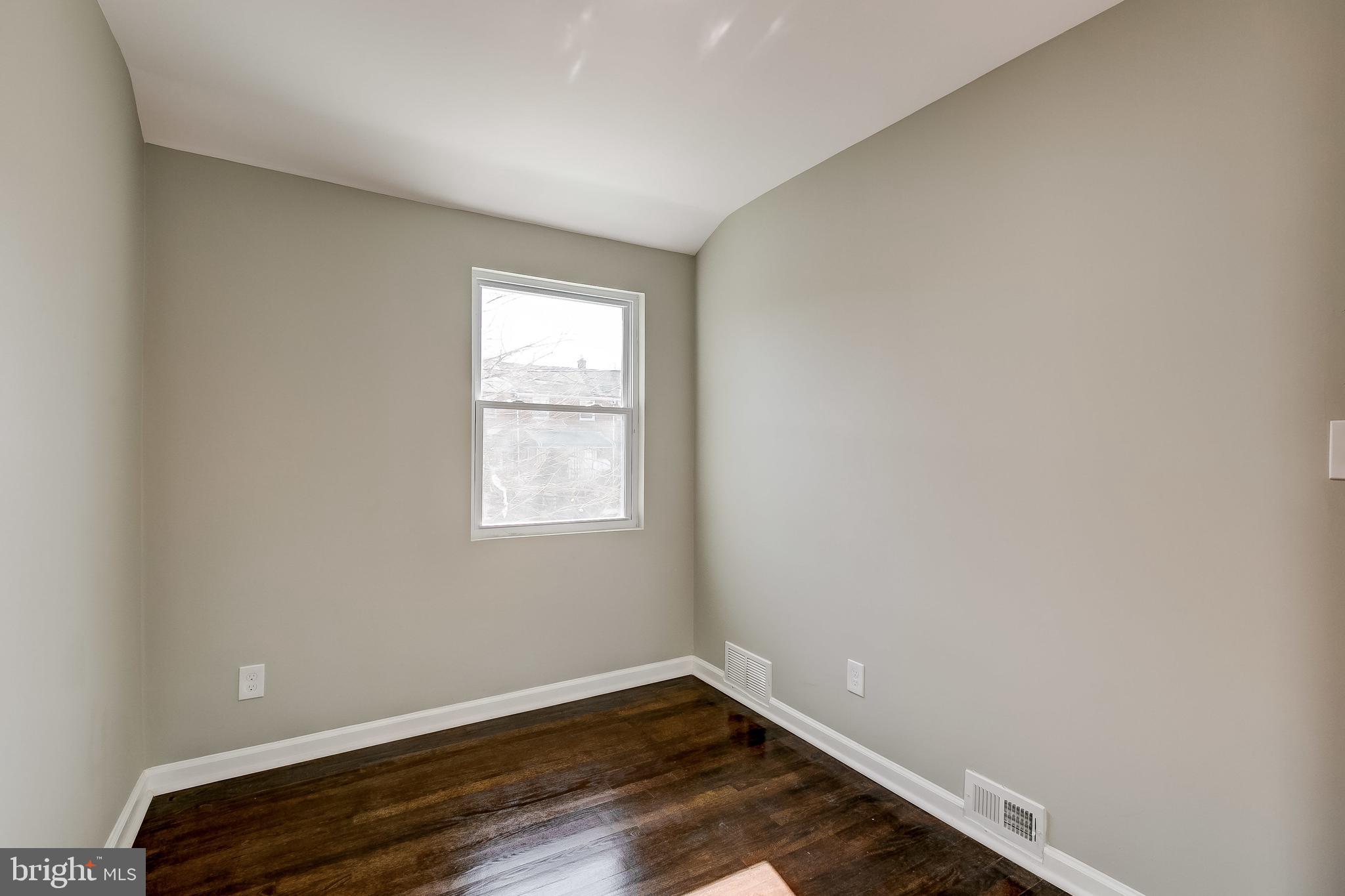 1307 Kitmore Road Baltimore, MD 21239 - Photo 15 of 28 3rd Bedroom