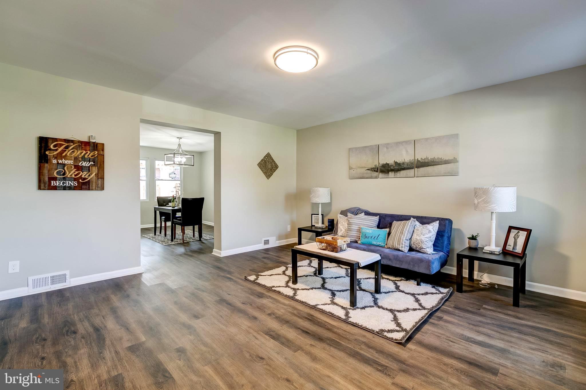1307 Kitmore Road Baltimore, MD 21239 - Photo 4 of 28 Living Room