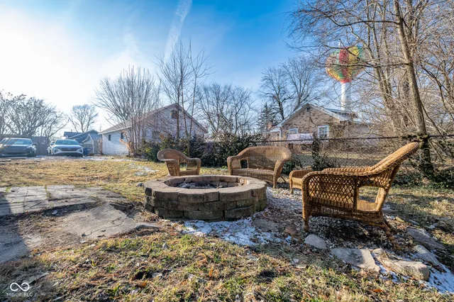 $165,000 | 11845 Railroad Street, Indianapolis, IN 46236