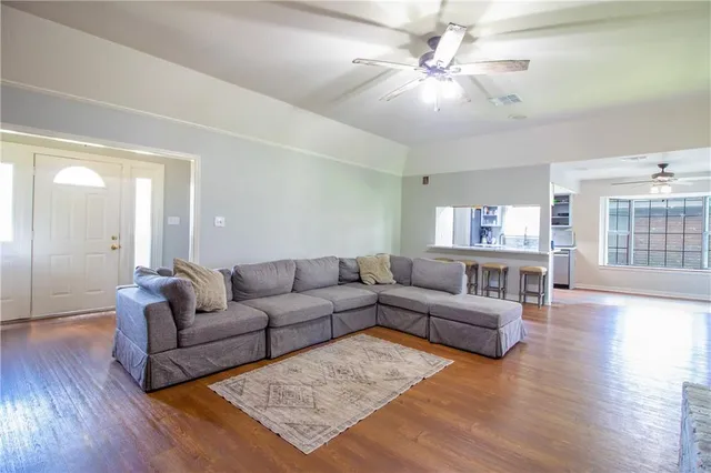 $239,000 | 2137 Carmel Valley Drive, Laplace, LA 70068