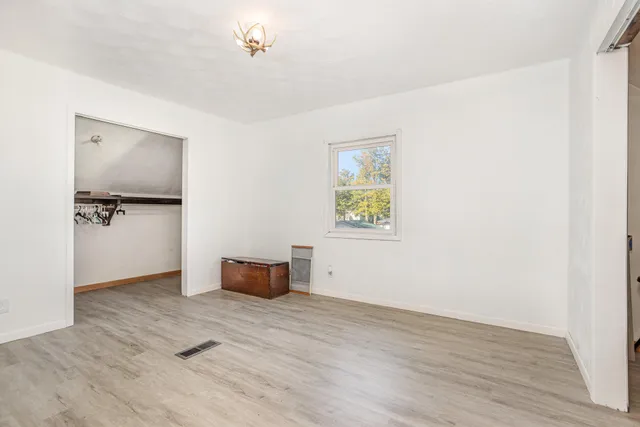 $179,500 | 218 Jackson Street, Mendon, MI 49072