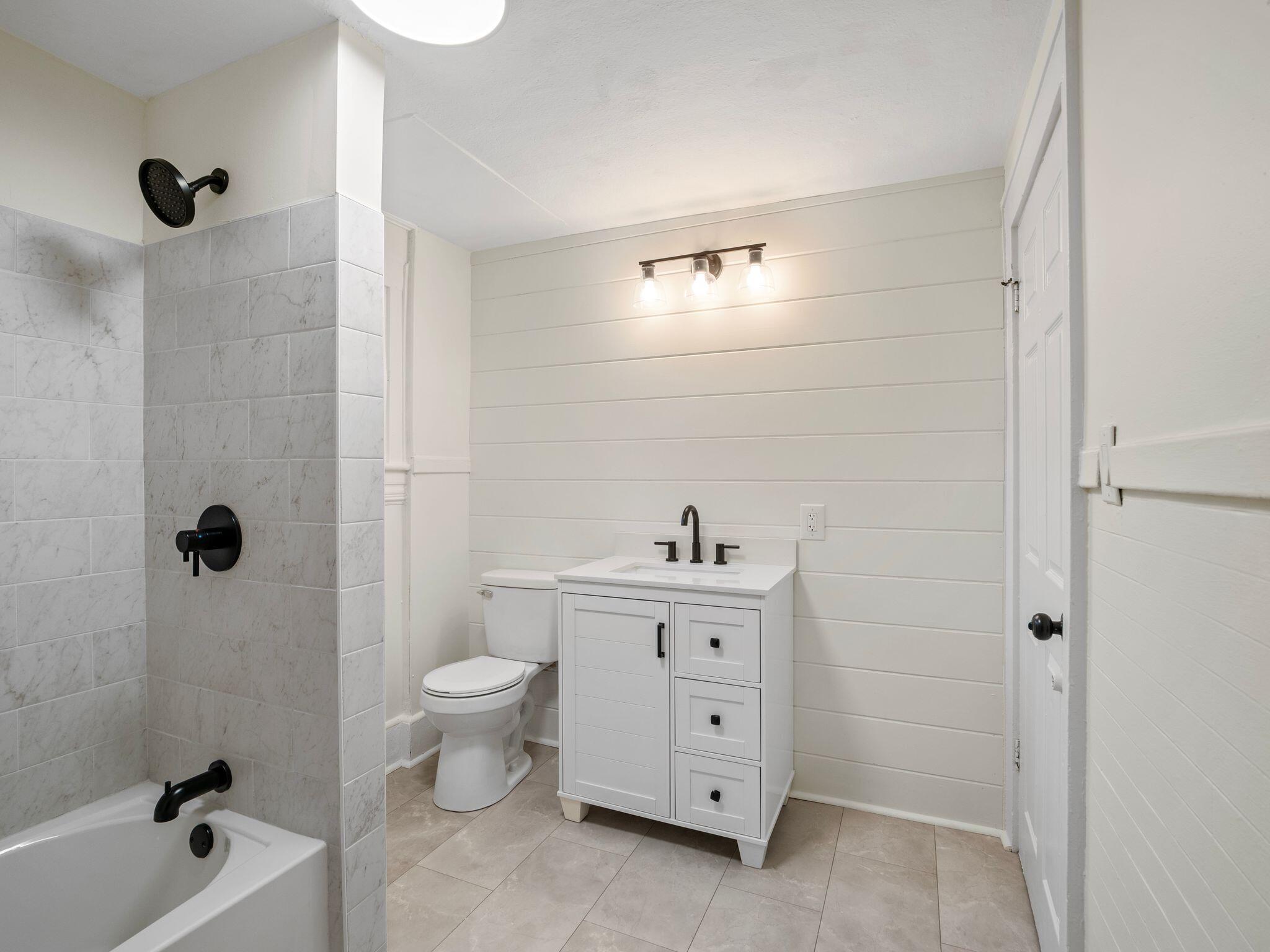 518 Riverland Road Southeast Roanoke, VA 24014 - Photo 13 of 17 34-518, 520 Riverland Rd SE-MFW Media