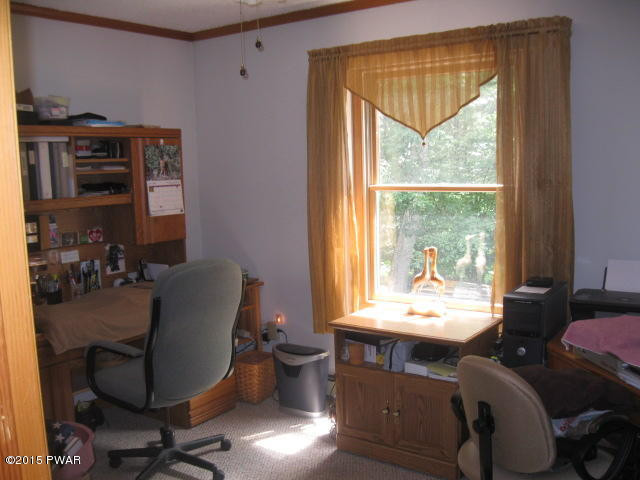142 Pine Road Hawley, PA 18428 - Photo 15 of 22
