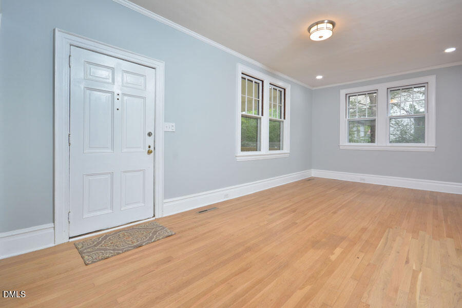 2307 Chapel Hill Road Durham, NC 27707 - Photo 10 of 27