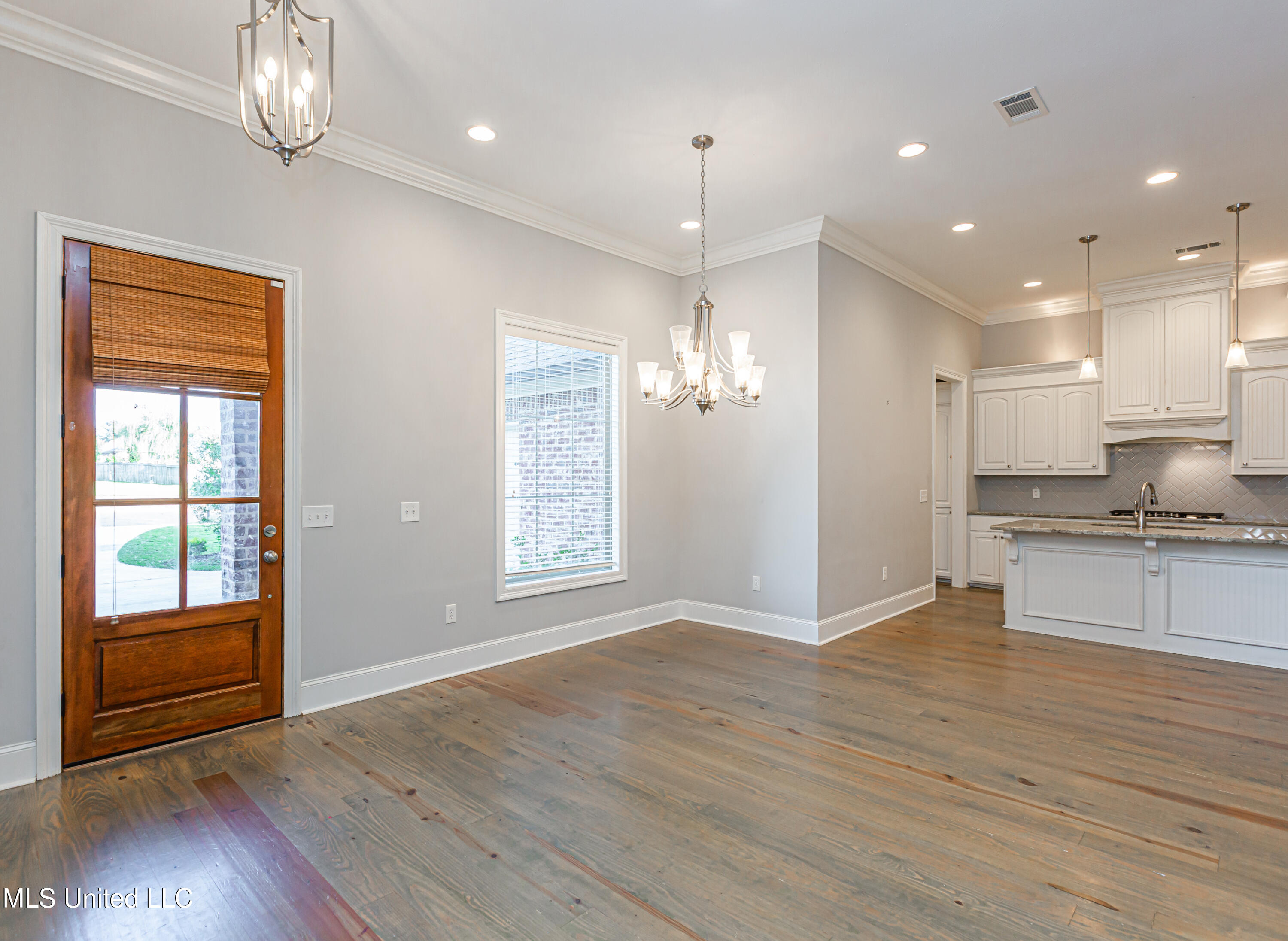 49 Waterstone Way Clinton, MS 39056 - Photo 12 of 43 V63A6388
