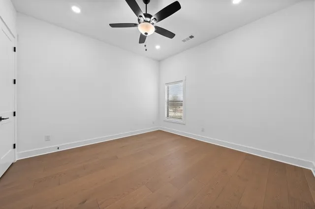 $839,900 | 132 Peachleaf Drive, Aubrey, TX 76227