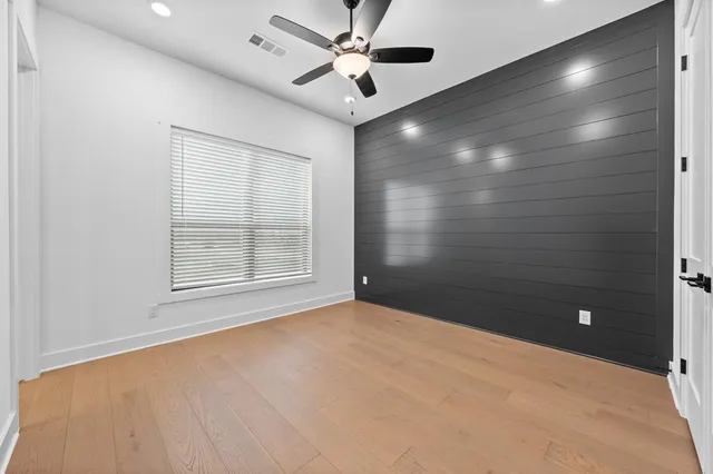 $839,900 | 132 Peachleaf Drive, Aubrey, TX 76227