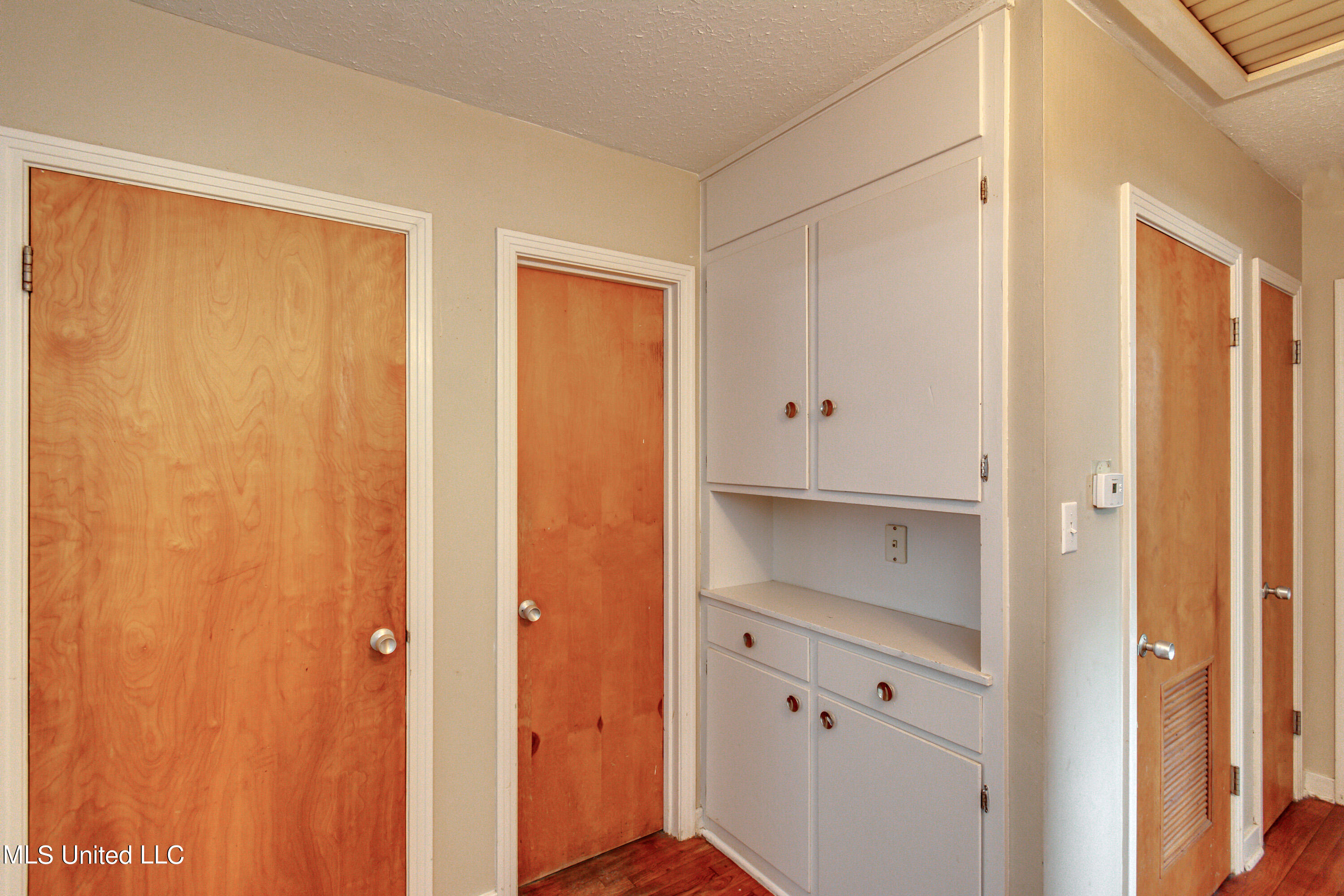 726 Brookwood Road Jackson, MS 39206 - Photo 12 of 45 726 Brookwood-27